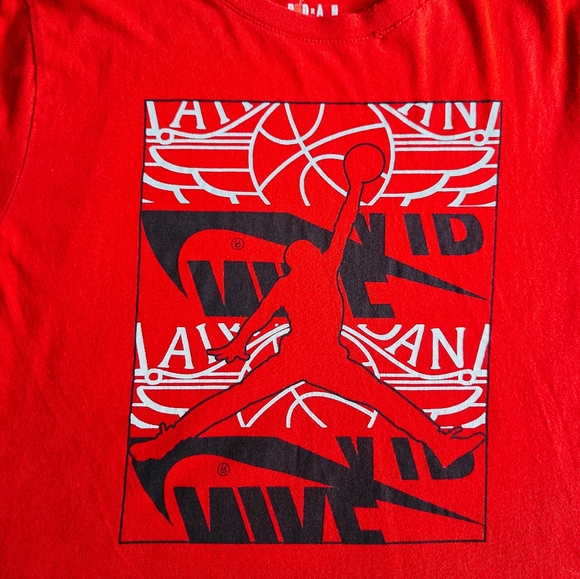 Jordan Red Graphic Short Sleeve Tee (Size XL) - Picture 2 of 3